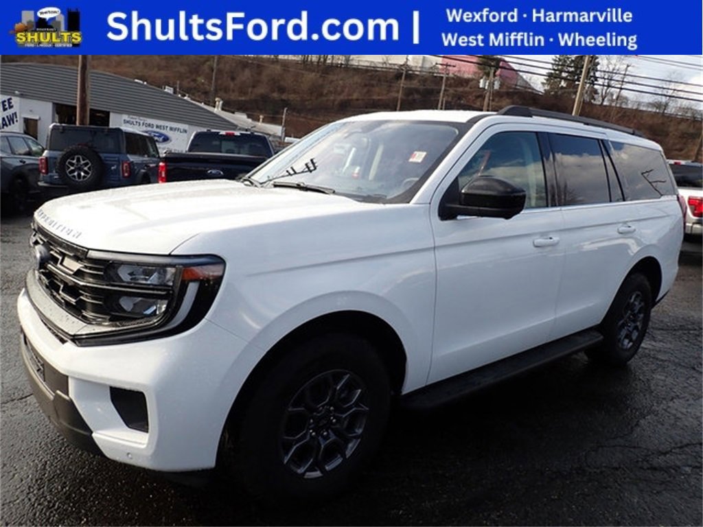 Used 2025 Ford Expedition Active image 1