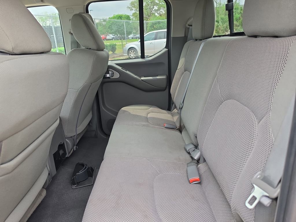 Used 2019 Nissan Frontier SV AWD/4WD image 13