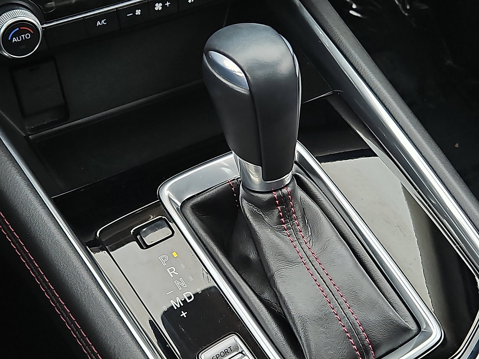 Used 2023 MAZDA CX-5 Carbon Edition image 15