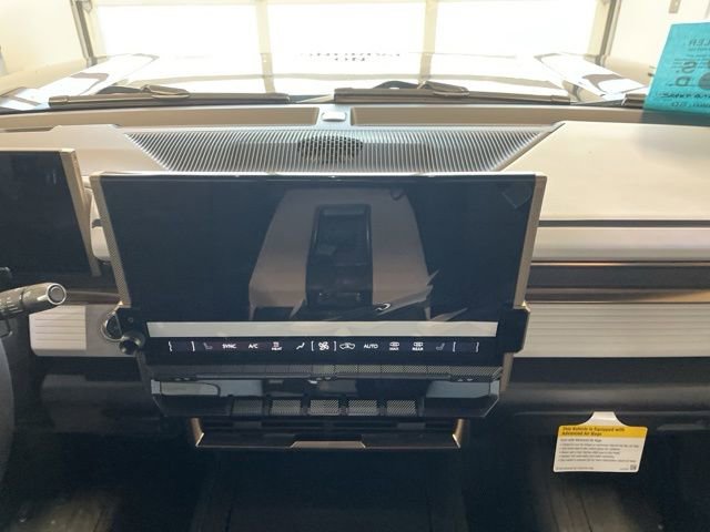 New 2025 GMC Hummer EV 2X image 45