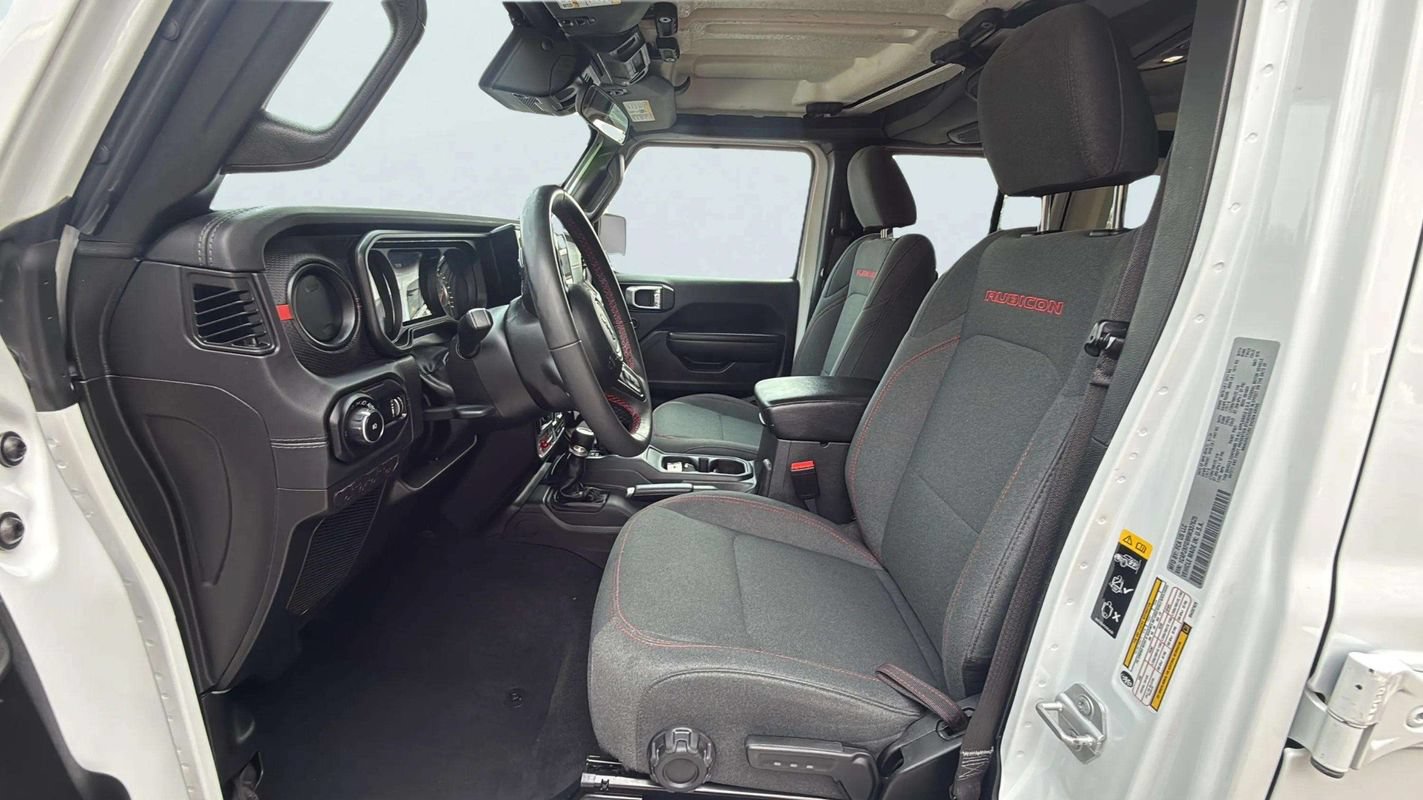 Used 2024 Jeep Wrangler Unlimited Rubicon AWD/4WD image 15