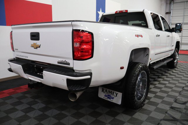 Used 2017 Chevrolet Silverado 3500 High Country w/ Duramax Plus Package AWD/4WD image 18