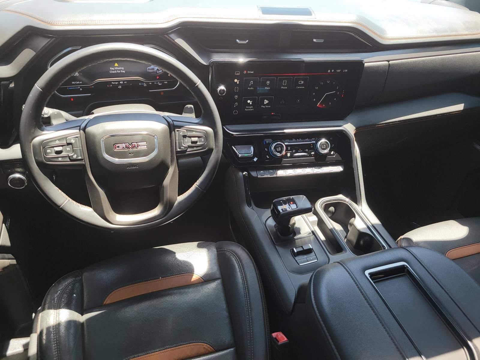 Used 2022 GMC Sierra 1500 AT4 w/ AT4 Premium Package AWD/4WD image 14