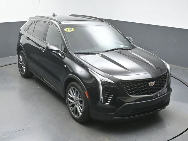 Used 2019 Cadillac XT4 Sport w/ LPO, Midnight Sport Package FWD image 43