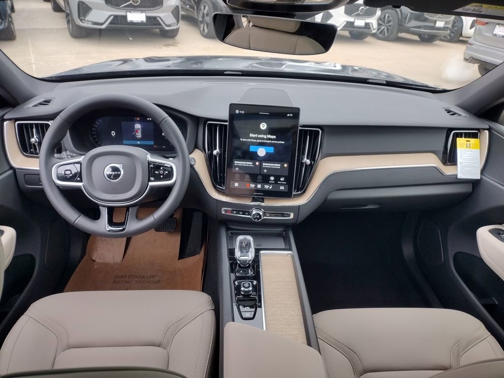 New 2026 Volvo XC60 B5 Plus w/ Climate Package image 23