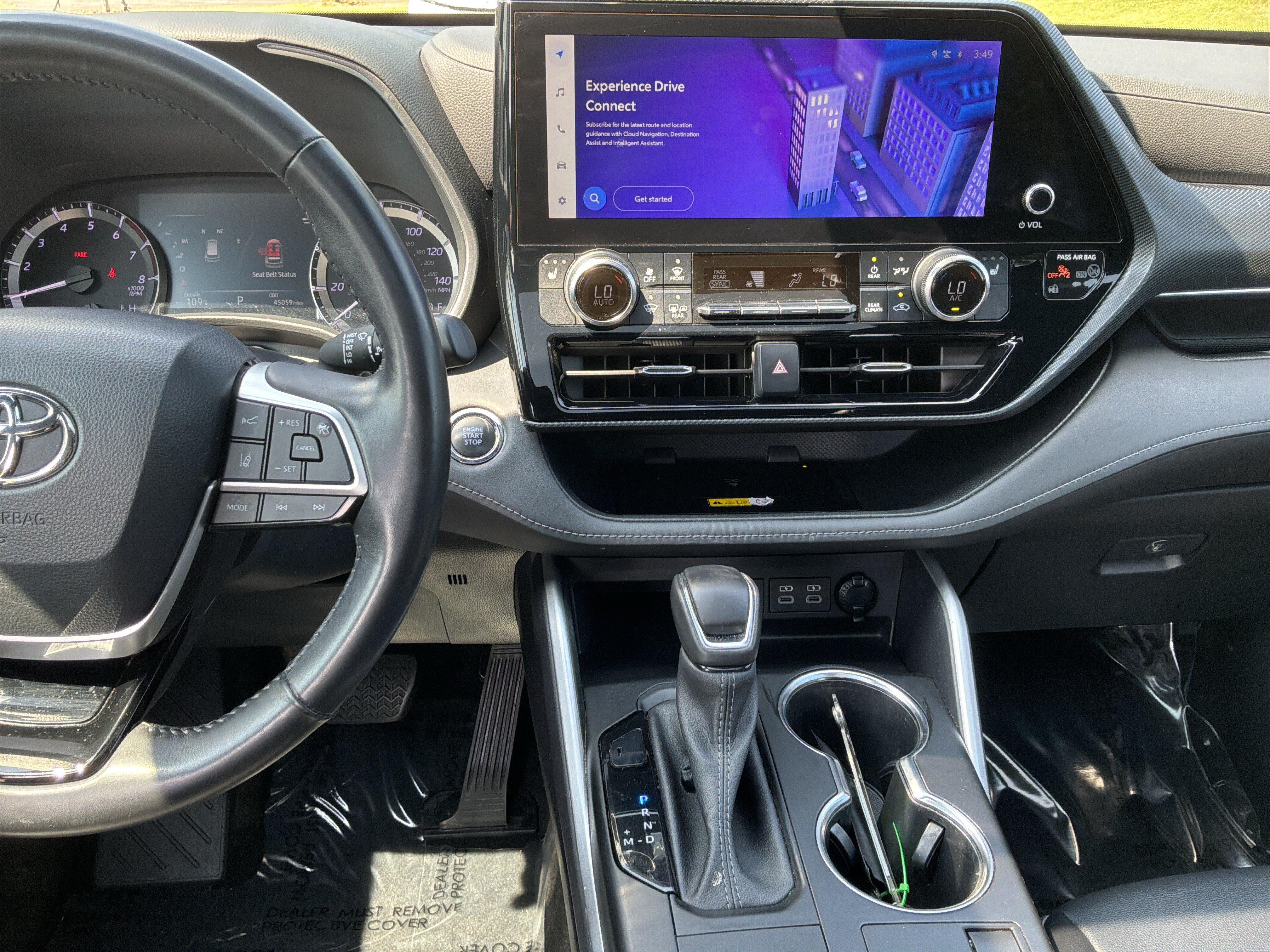 Used 2023 Toyota Highlander XSE FWD image 30