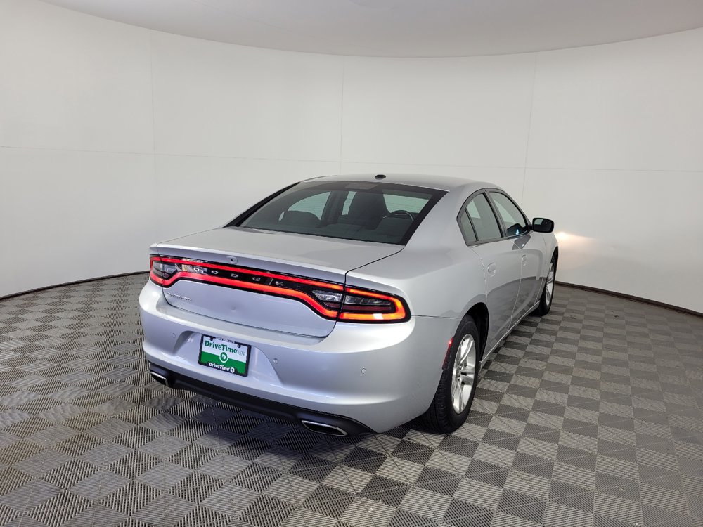 Used 2022 Dodge Charger SXT RWD image 9