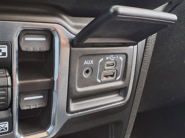 Used 2023 Jeep Wrangler Unlimited Sport AWD/4WD image 8