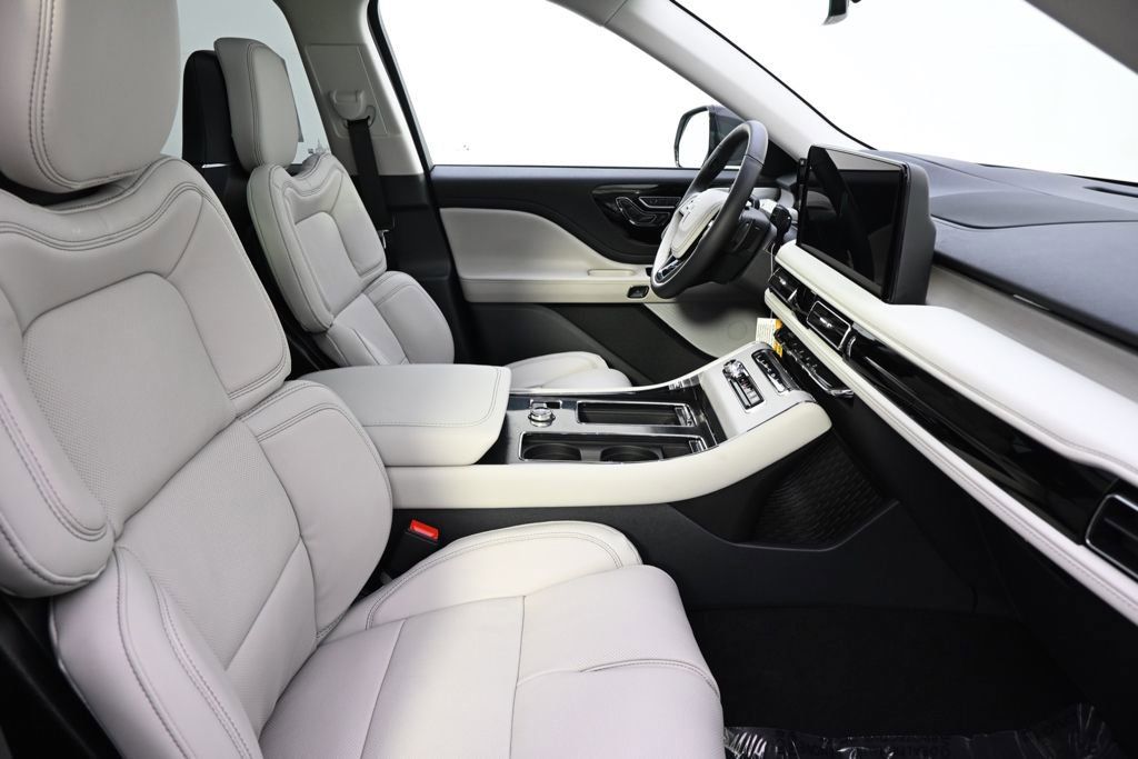 New 2026 Lincoln Aviator Reserve AWD/4WD image 15