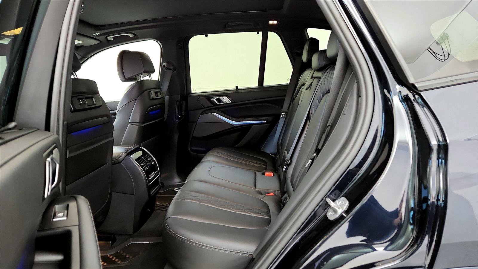 Used 2023 BMW X5 M50i w/ Executive Package image 18