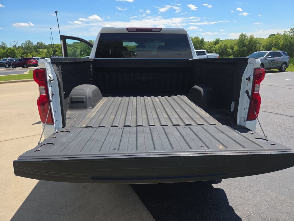 Certified 2024 Chevrolet Silverado 1500 LT AWD/4WD image 30