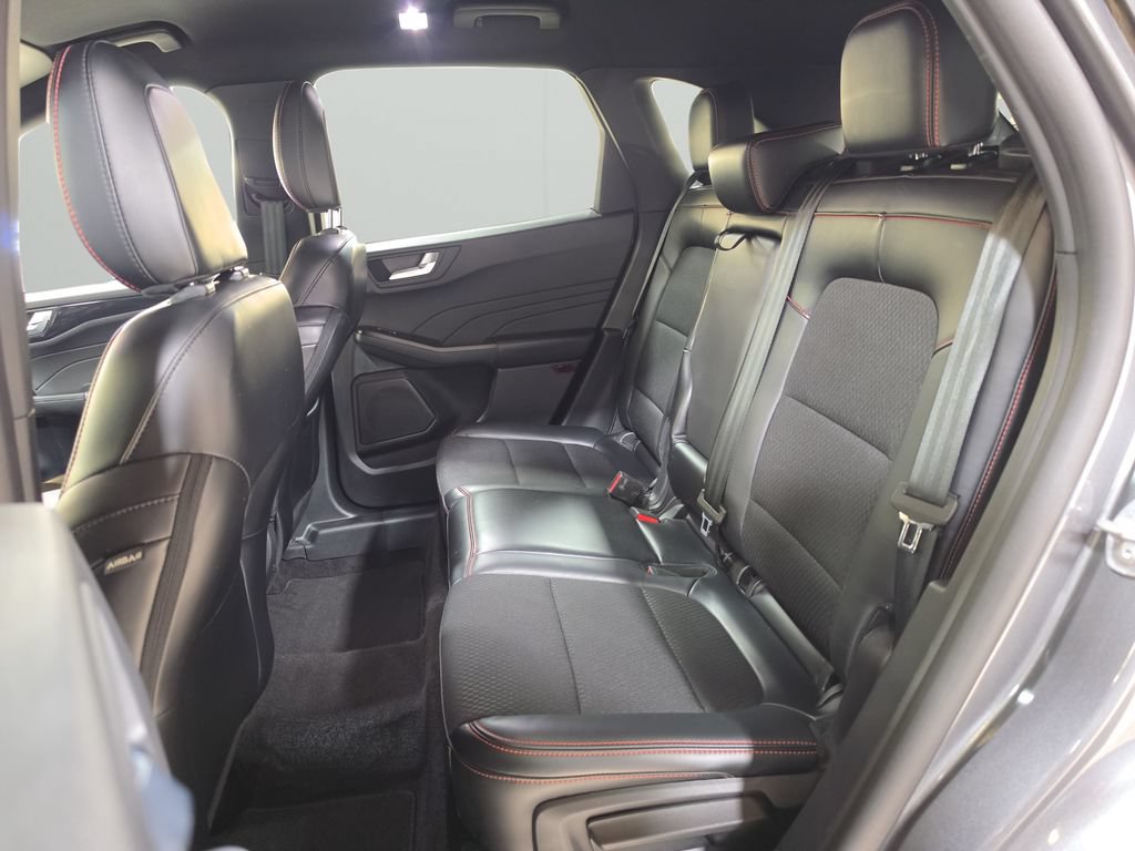 Used 2025 Ford Escape ST-Line Select AWD/4WD image 15
