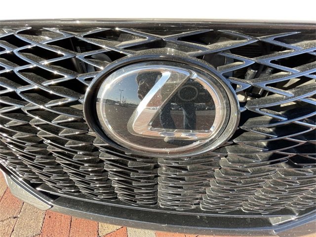 Used 2024 Lexus IS 300 F Sport image 5