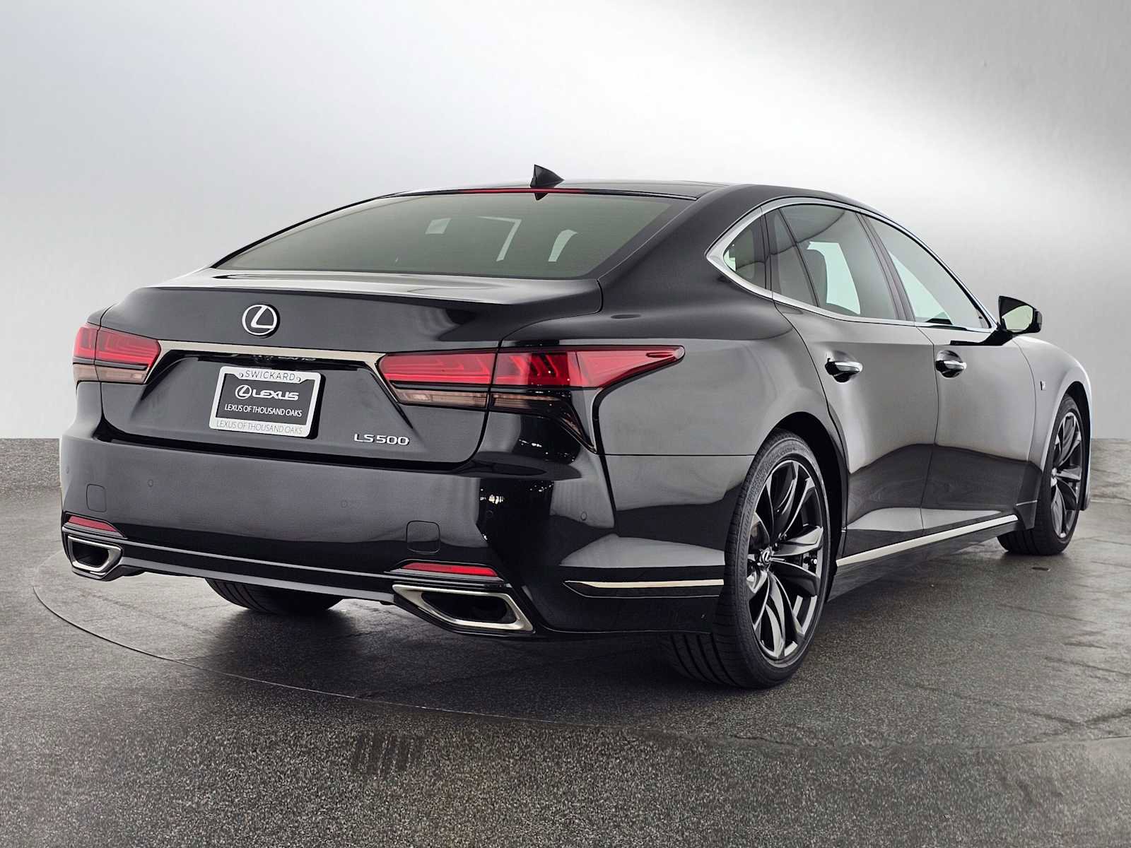 Used 2024 Lexus LS 500 F Sport image 3