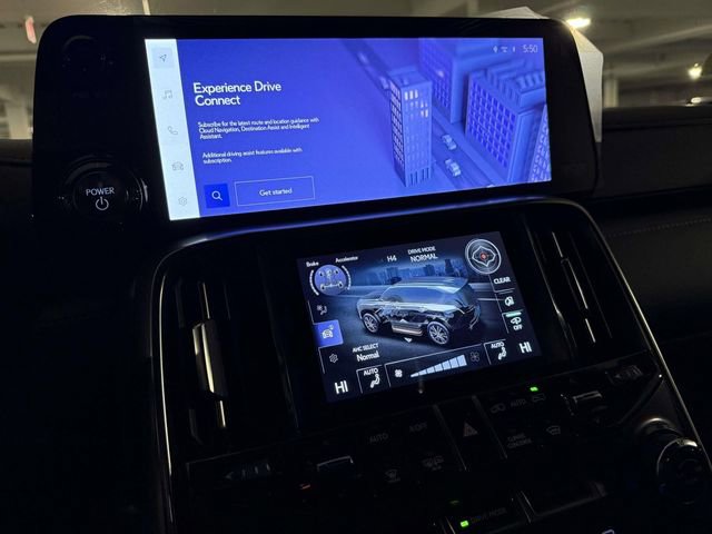 New 2026 Lexus LX 700h Luxury image 5