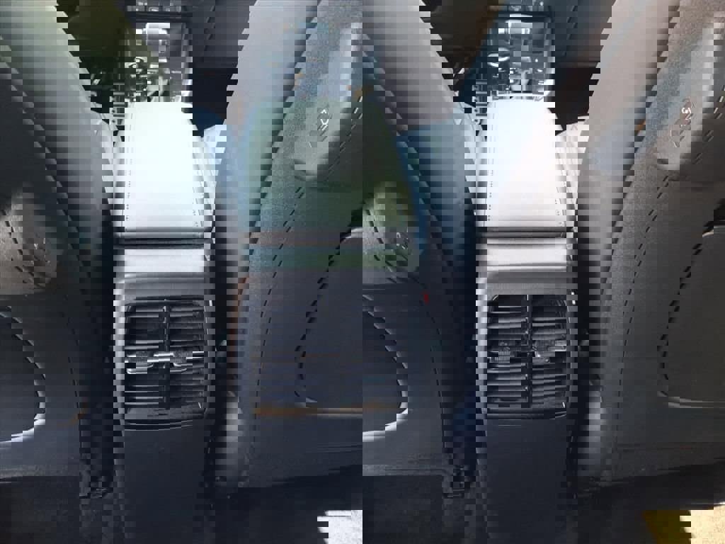 Used 2023 Kia Niro EX Touring image 19