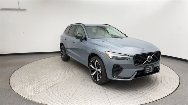 Certified 2023 Volvo XC60 B5 Ultimate w/ Climate Package image 8