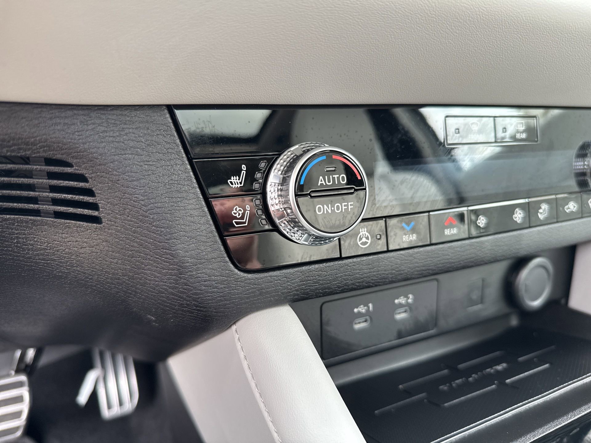 New 2026 Mitsubishi Outlander SEL AWD/4WD image 7