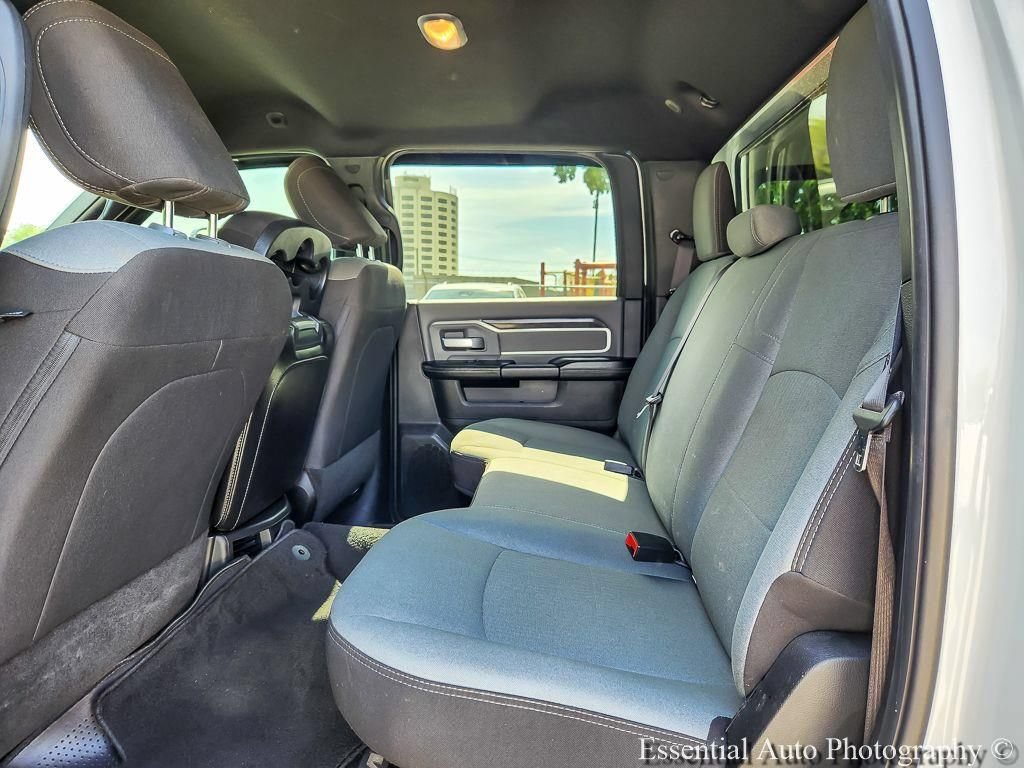 Used 2022 RAM 2500 Big Horn AWD/4WD image 11