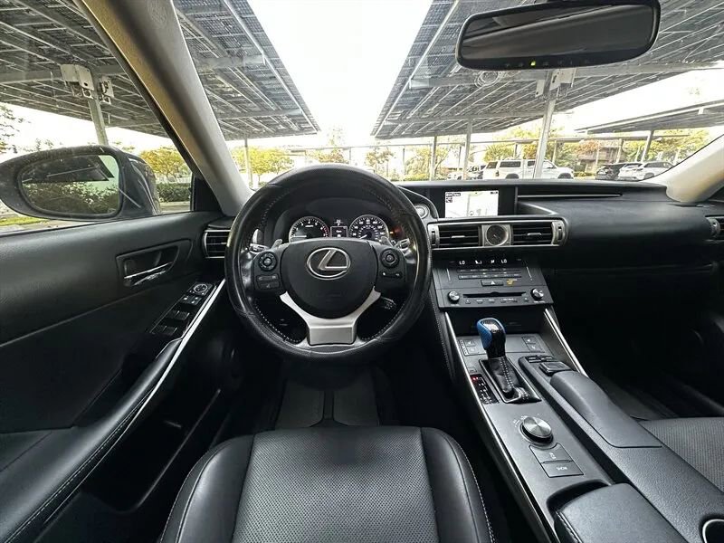 Used 2016 Lexus IS 200t w/ Navigation System Package RWD image 28