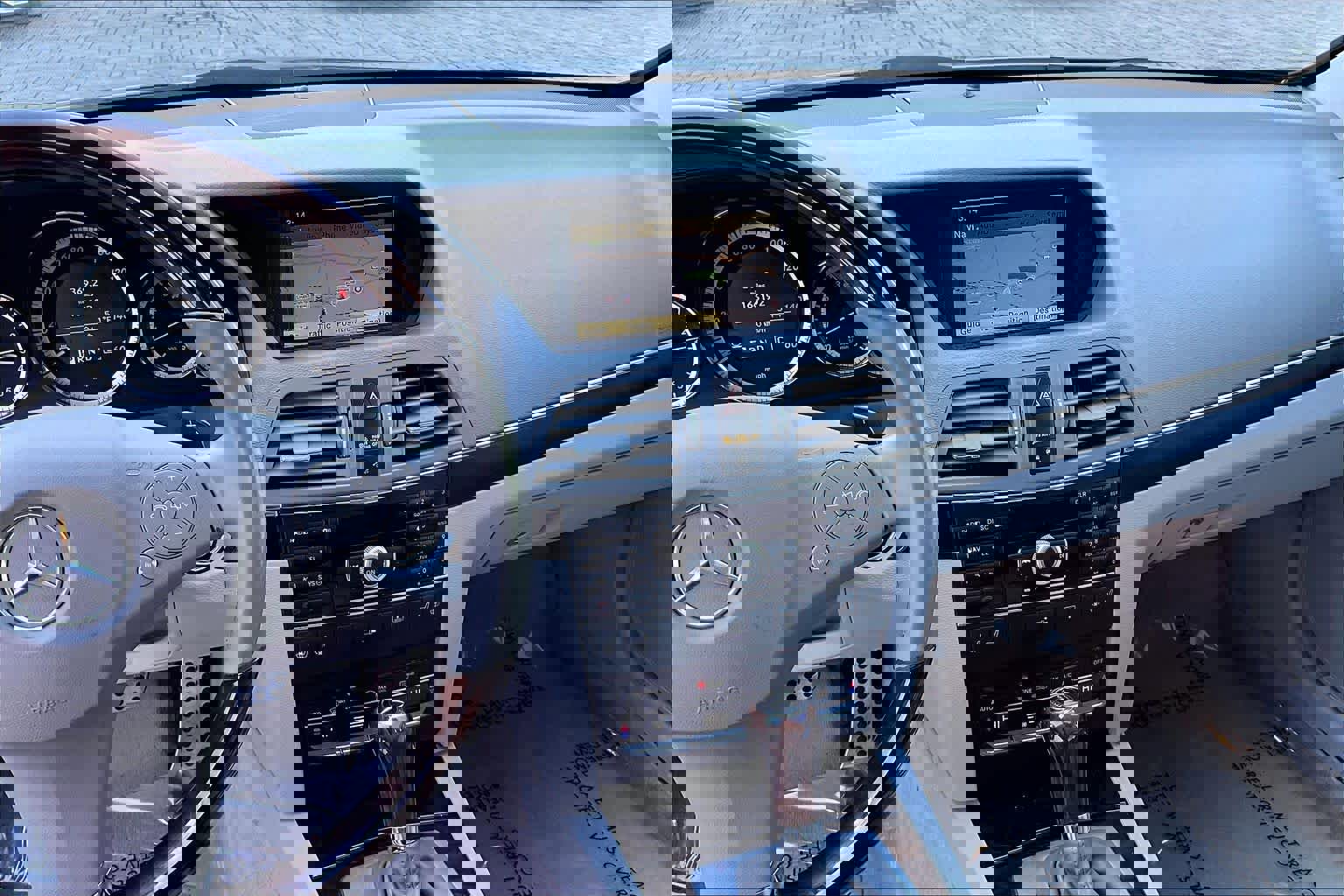 Used 2010 Mercedes-Benz E 350 Coupe image 6