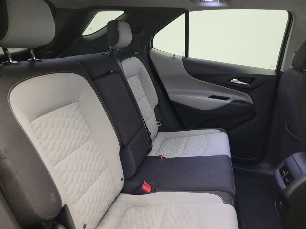 Used 2018 Chevrolet Equinox LT FWD image 19