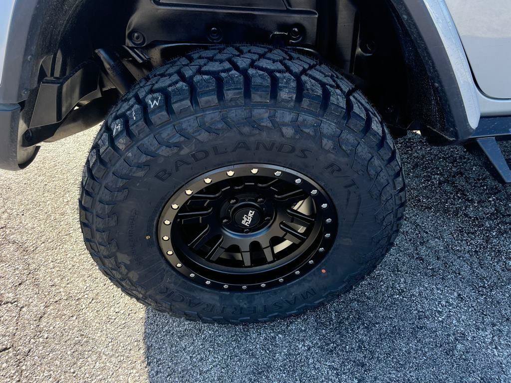 Used 2022 Jeep Wrangler Unlimited Rubicon w/ Steel Bumper Group AWD/4WD image 23