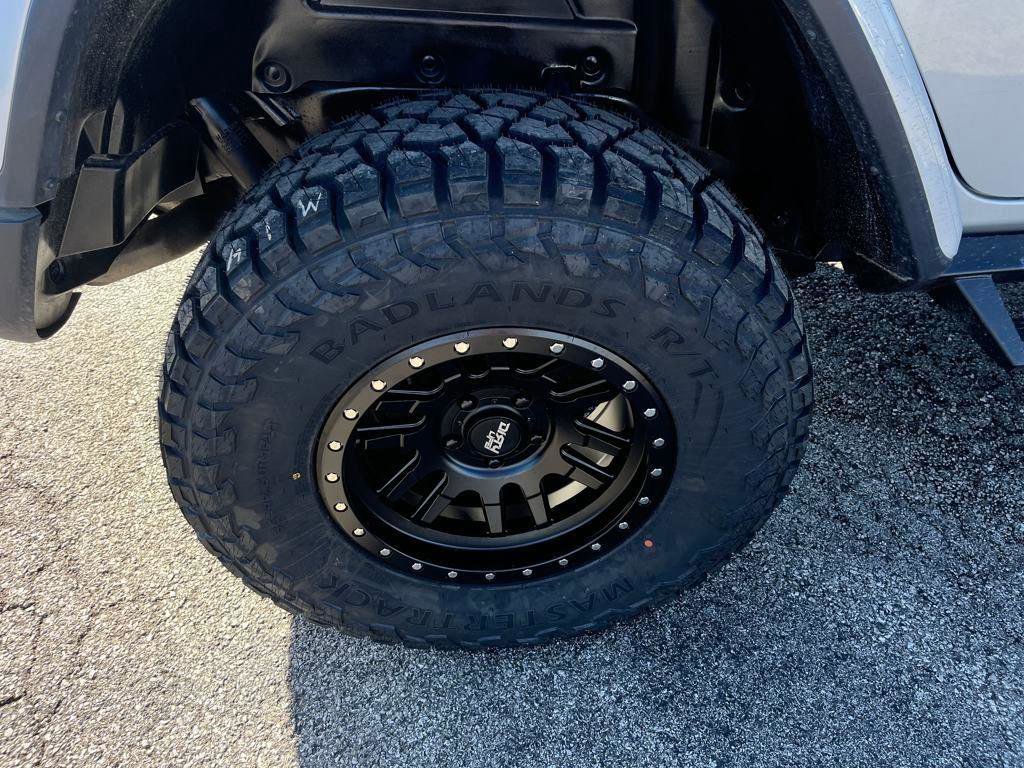 Used 2022 Jeep Wrangler Unlimited Rubicon w/ Steel Bumper Group image 22