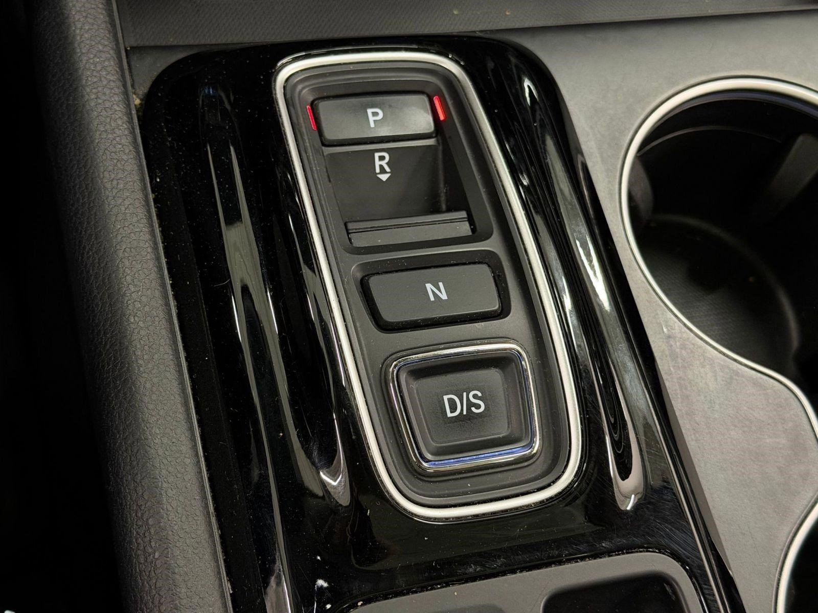 Used 2023 Honda Pilot Elite image 16