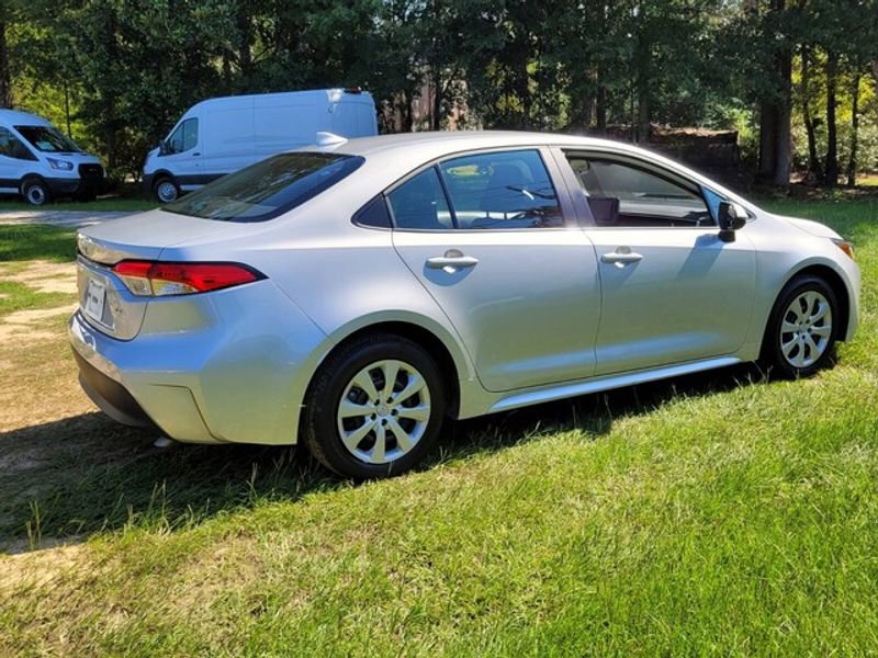Used 2025 Toyota Corolla LE image 13