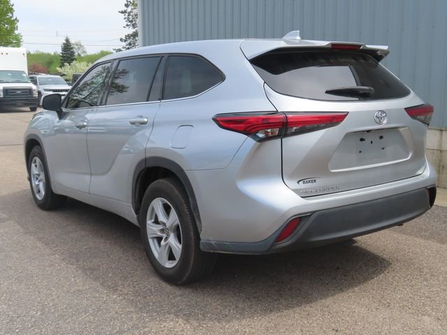 Used 2021 Toyota Highlander L FWD image 7