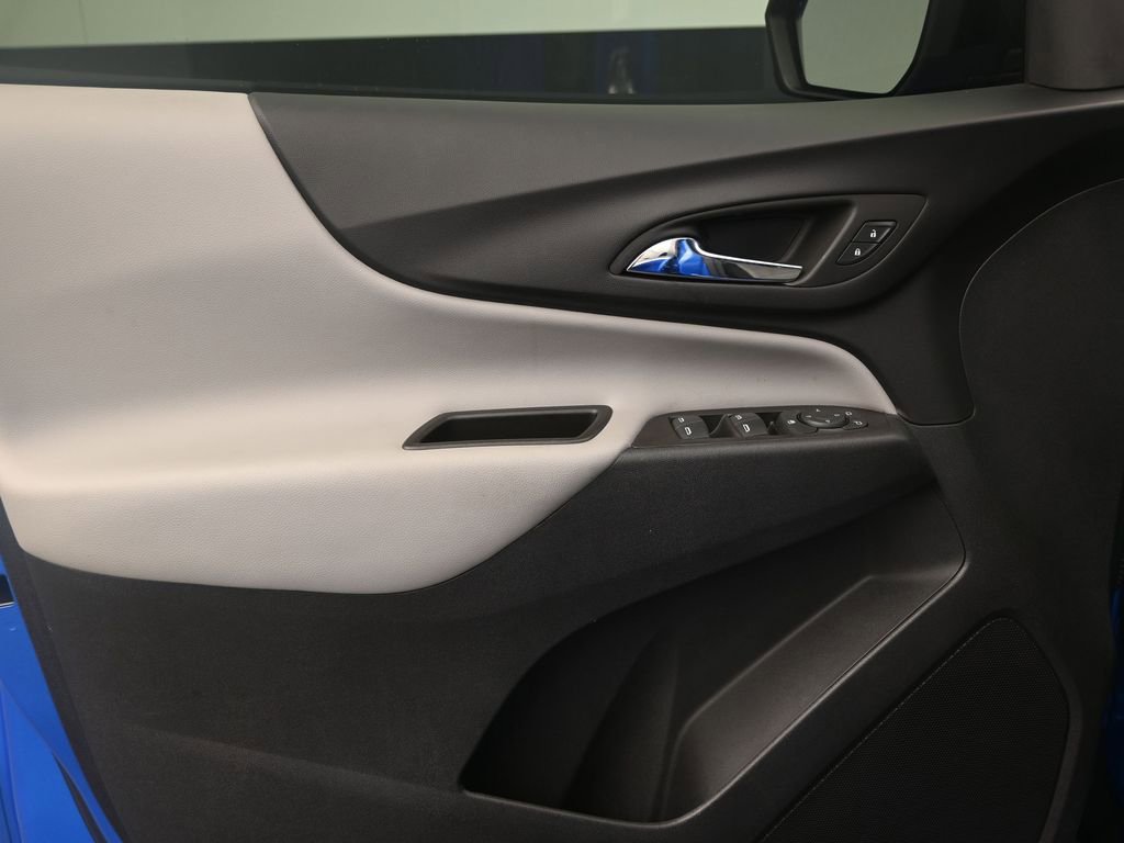 Used 2024 Chevrolet Equinox LS image 11