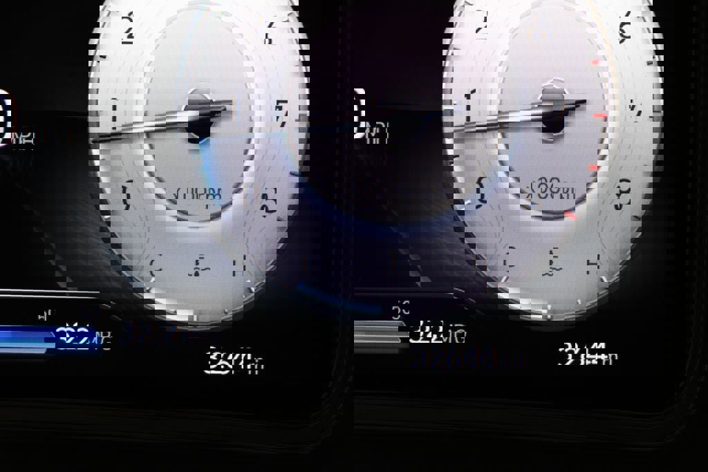 Used 2023 Hyundai Kona Limited w/ Cargo Package image 19