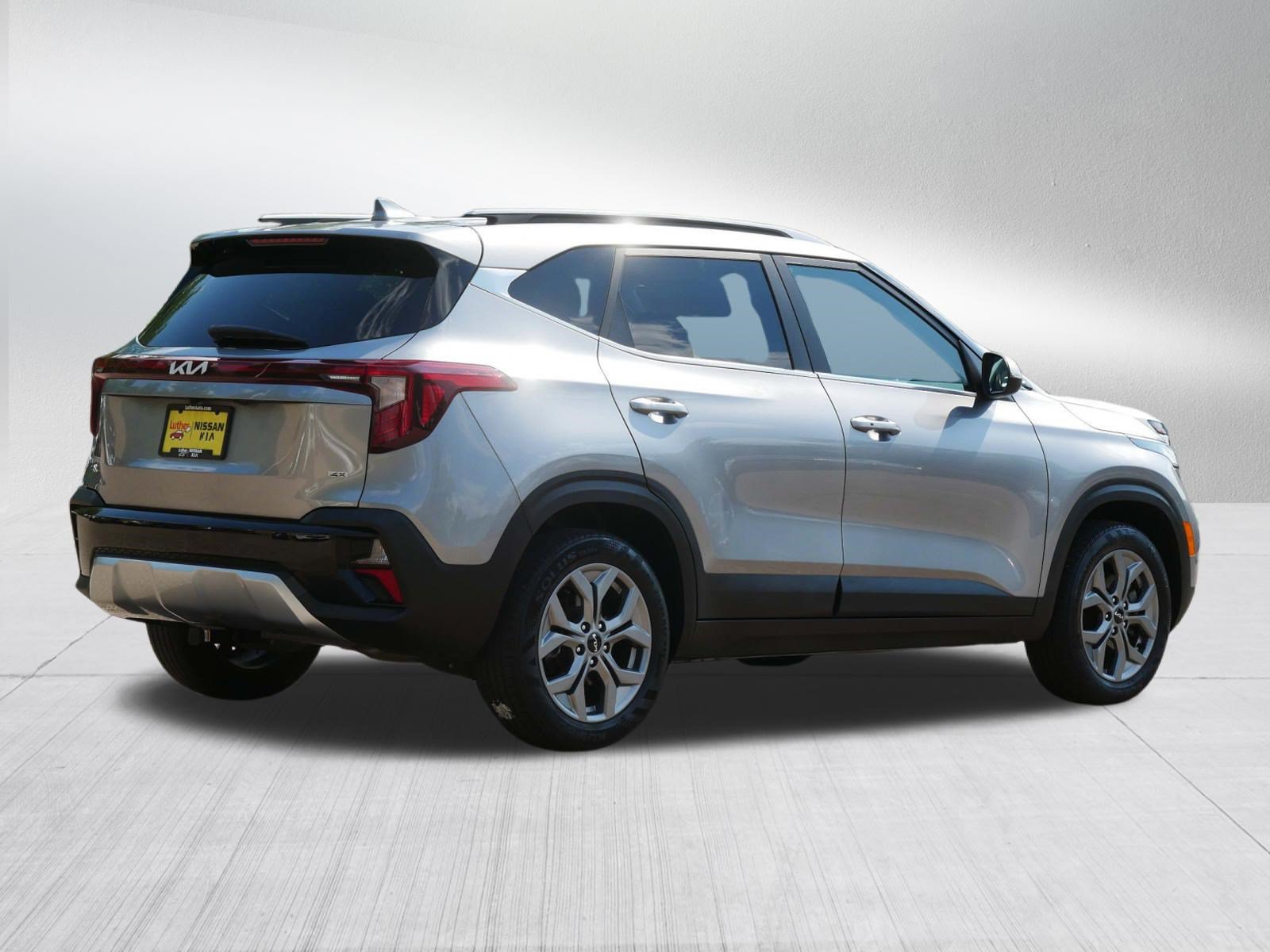 Certified 2024 Kia Seltos S AWD/4WD image 7