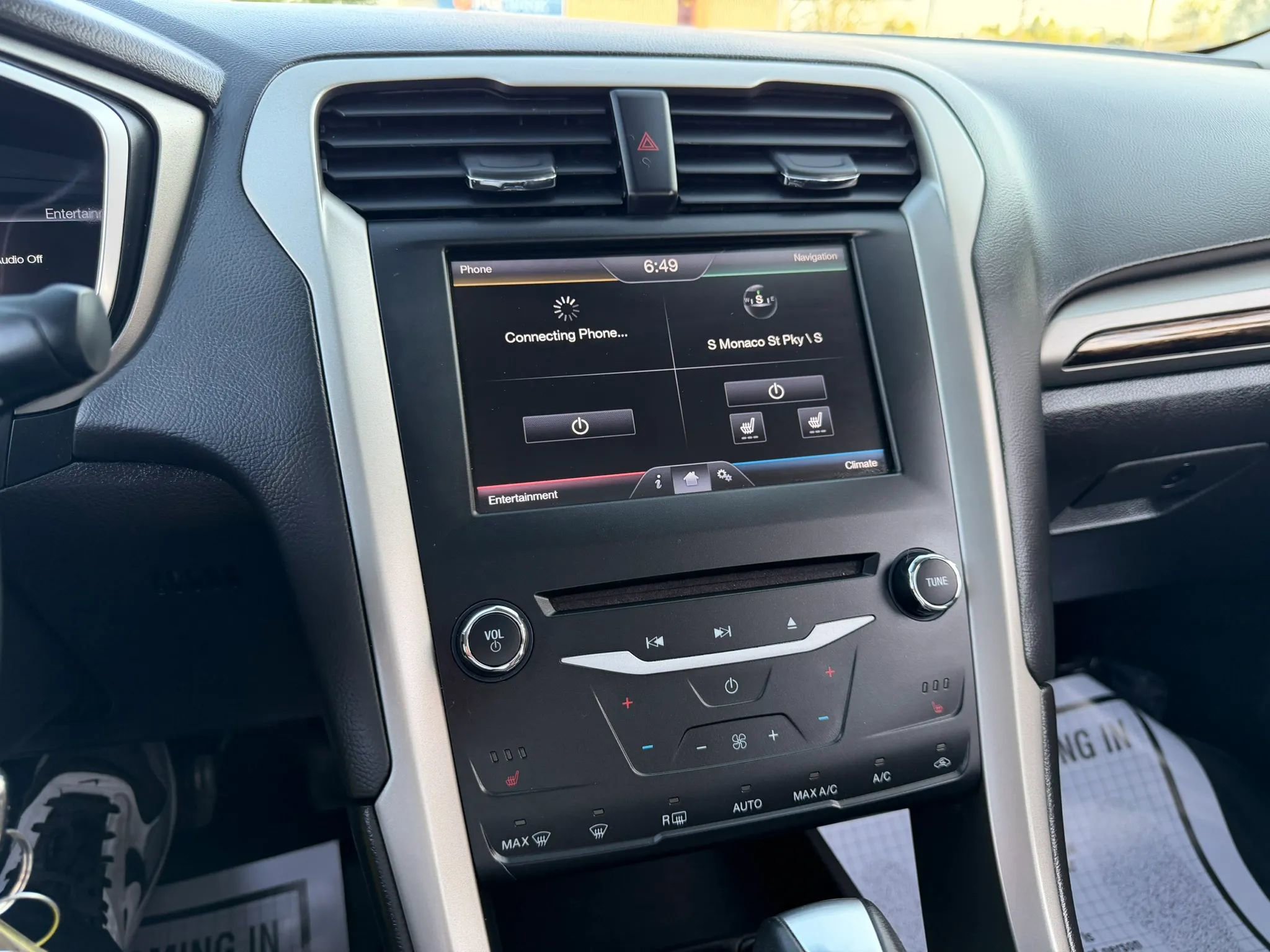 Used 2014 Ford Fusion SE w/ Equipment Group 202A image 38