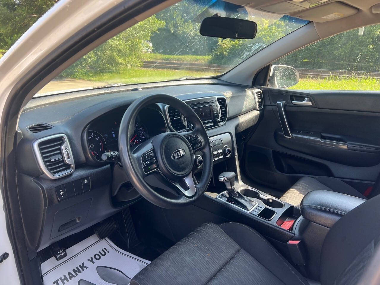 Used 2017 Kia Sportage LX AWD/4WD image 3