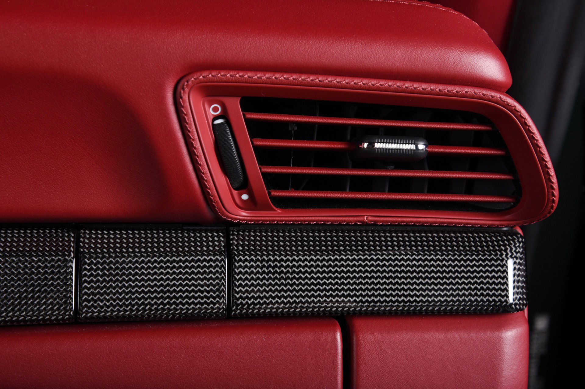 Used 2019 Porsche 911 Targa 4 GTS image 7