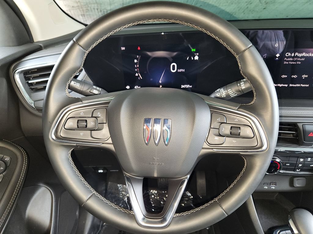 Used 2025 Buick Encore GX Preferred FWD image 23