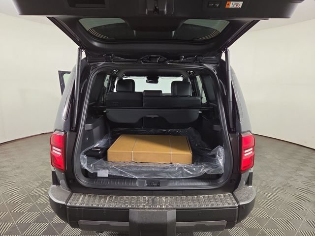 New 2027 Toyota Land Cruiser AWD/4WD image 33