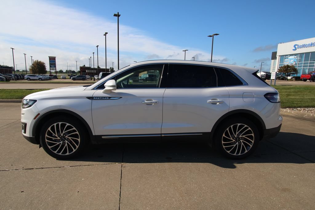 Used 2019 Lincoln Nautilus Reserve w/ Driver Assistance Package AWD/4WD image 17