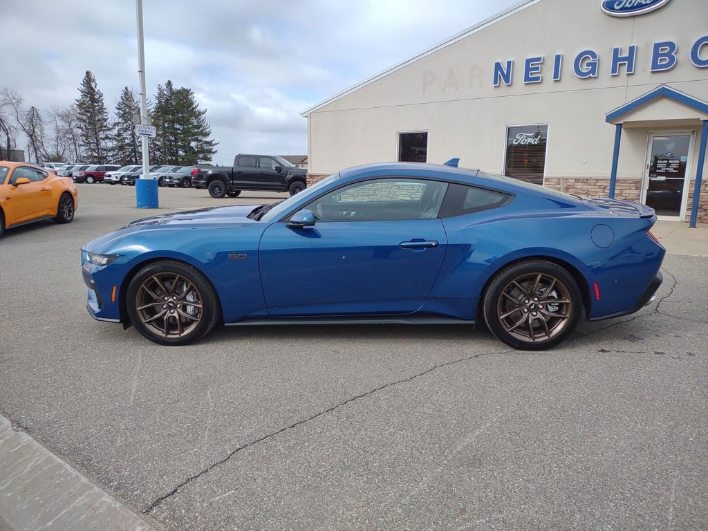 Used 2024 Ford Mustang GT Premium RWD image 2