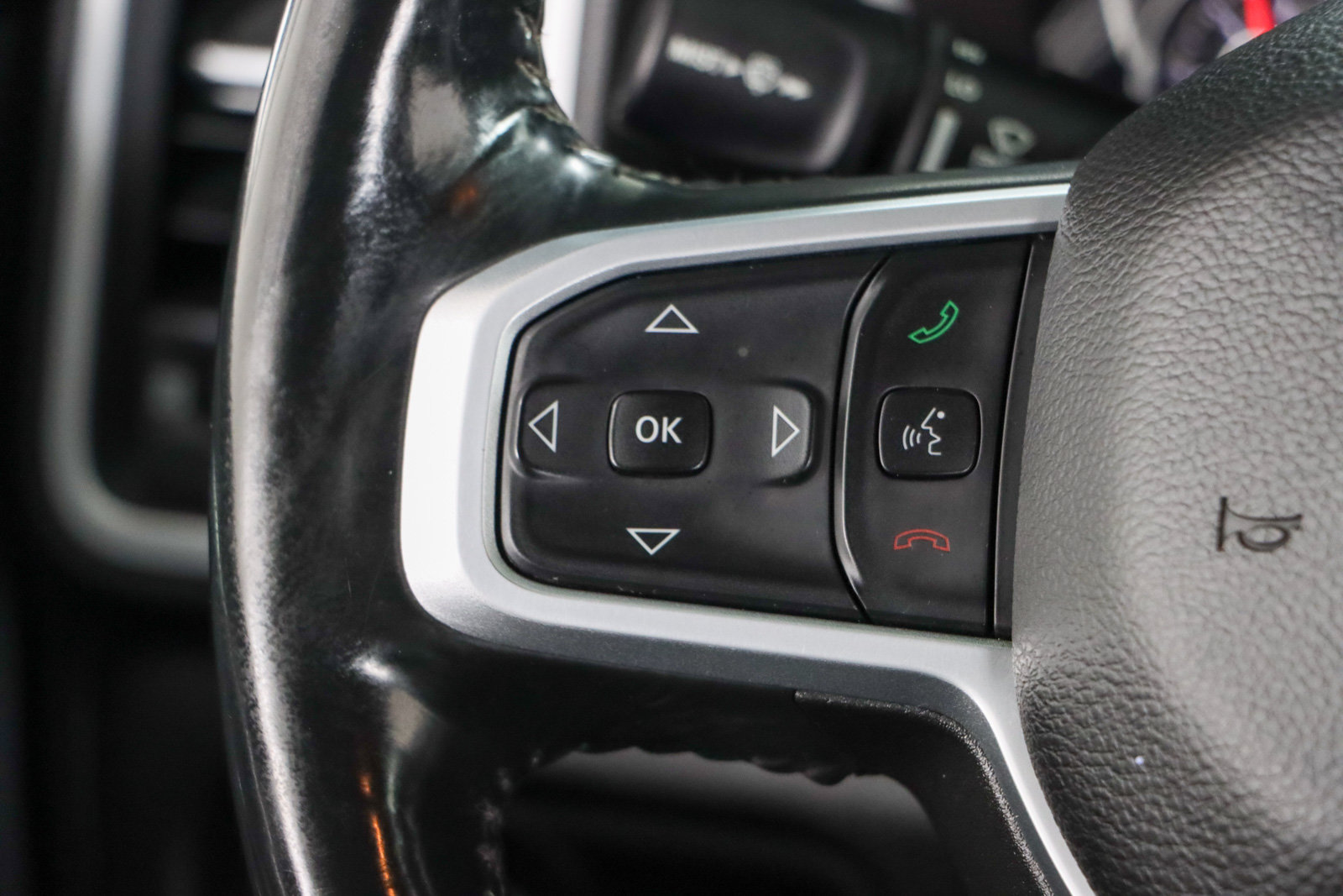 Used 2023 RAM 1500 Big Horn AWD/4WD image 14