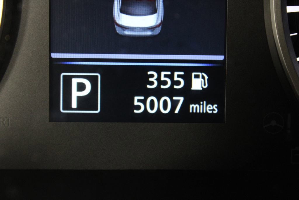 Used 2025 Nissan Sentra S image 15