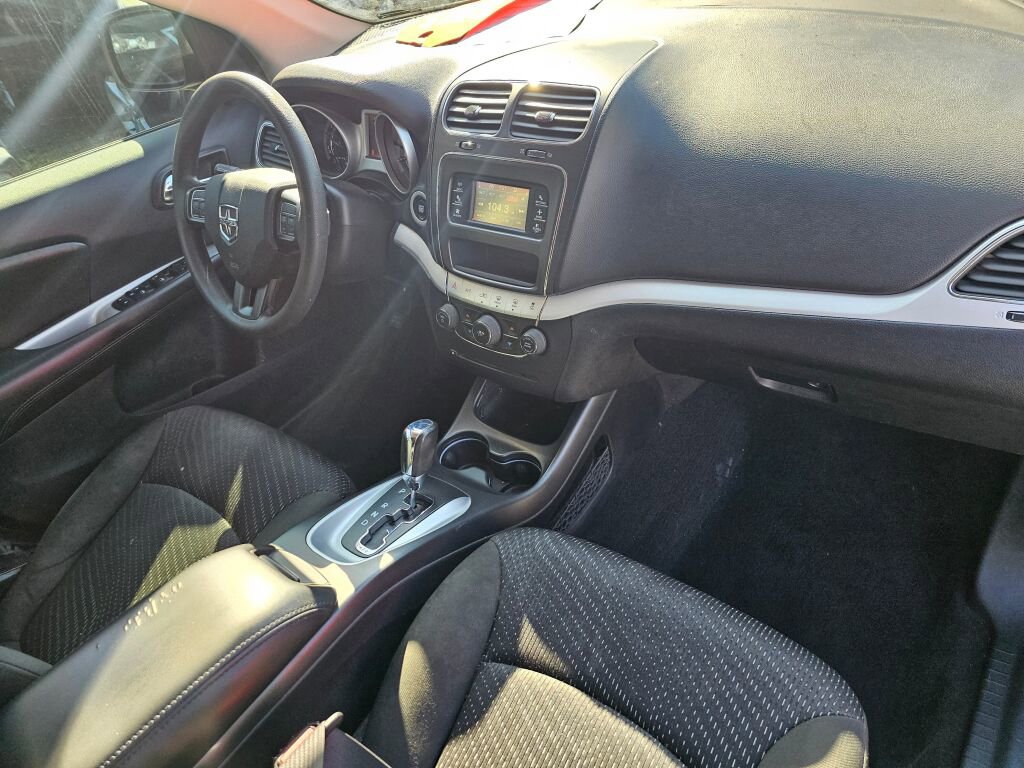 Used 2019 Dodge Journey SE image 13