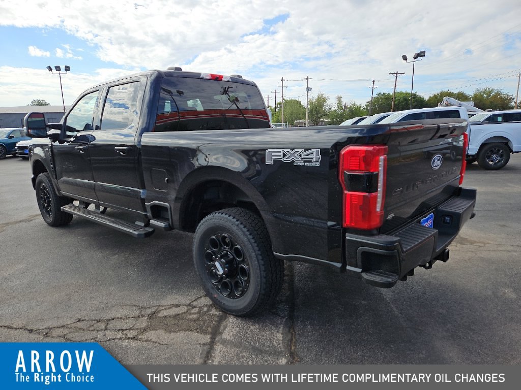 New 2027 Ford F250 Lariat w/ Black Appearance Package AWD/4WD image 8