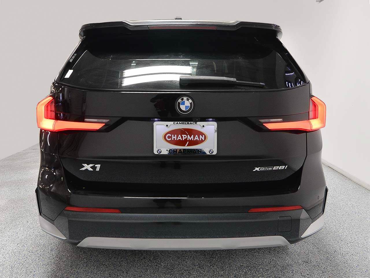 Certified 2023 BMW X1 xDrive28i w/ Convenience Package AWD/4WD image 4