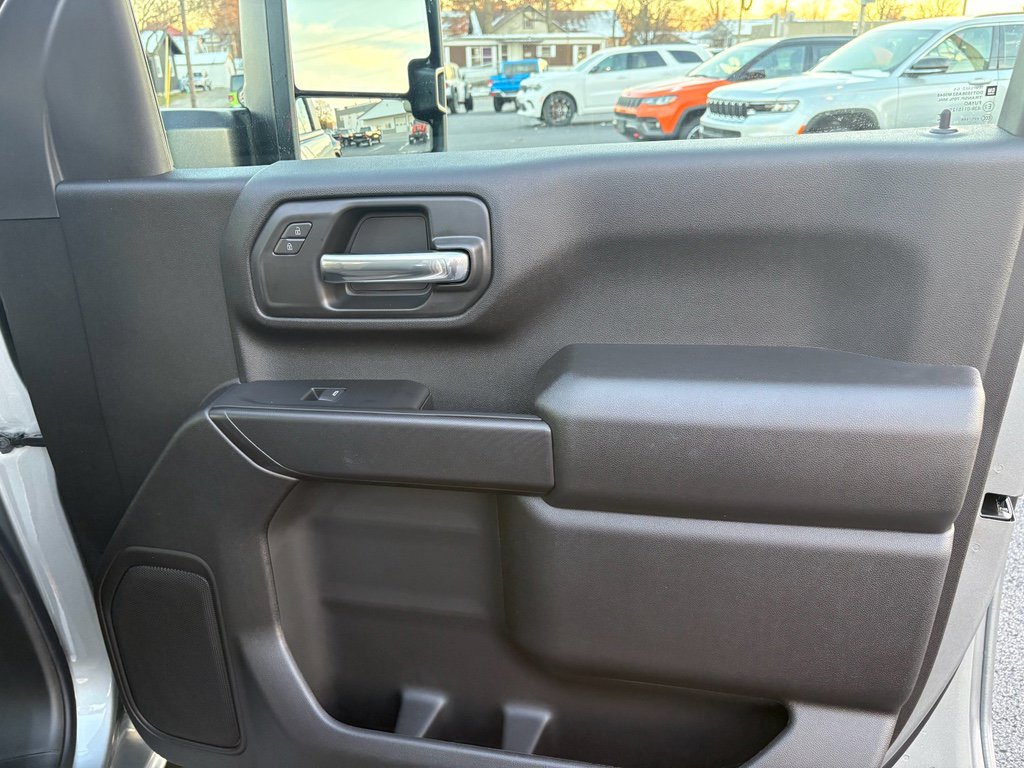 New 2026 Chevrolet Silverado 2500 Custom w/ Custom Value Package image 31