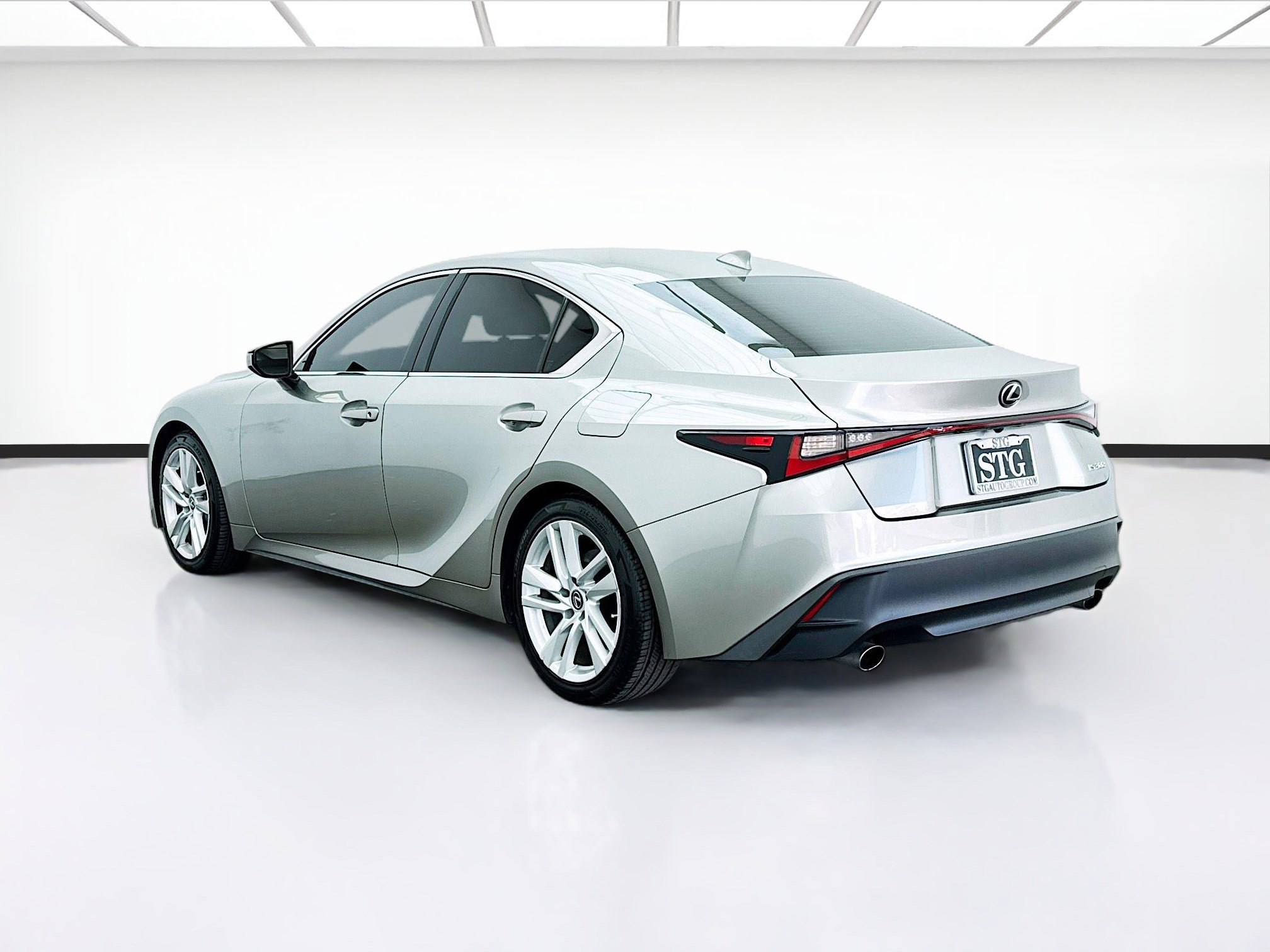 Used 2021 Lexus IS 300 w/ Accessory Package 2 image 6