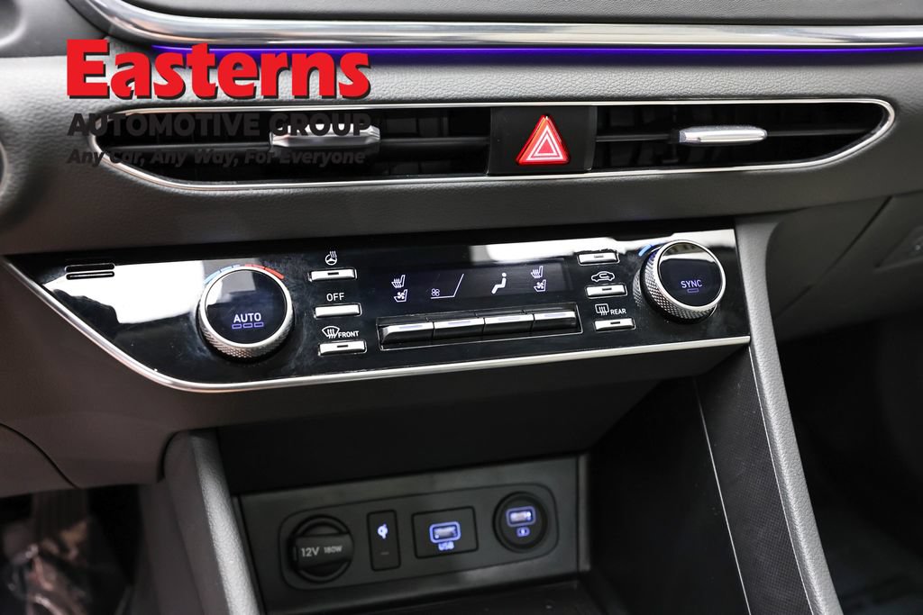 Used 2021 Hyundai Sonata Limited w/ Winter Weather Package FWD image 19