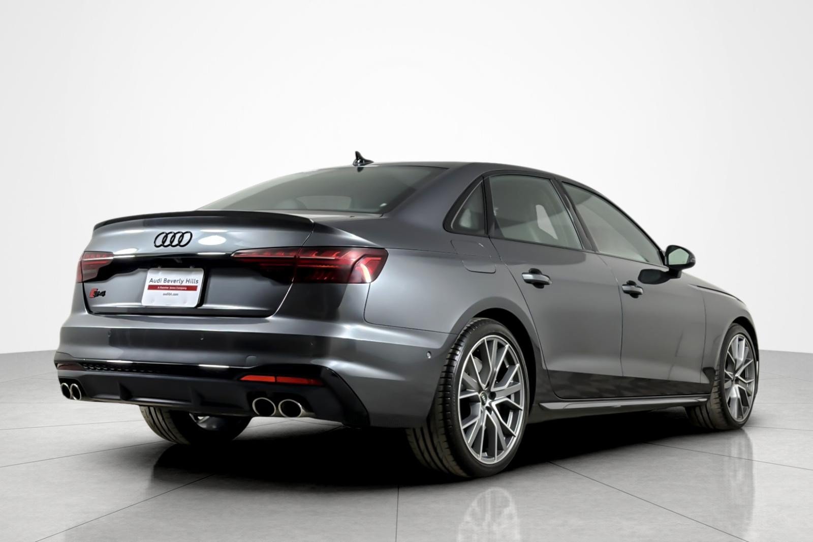 Used 2022 Audi S4 Prestige AWD/4WD image 5